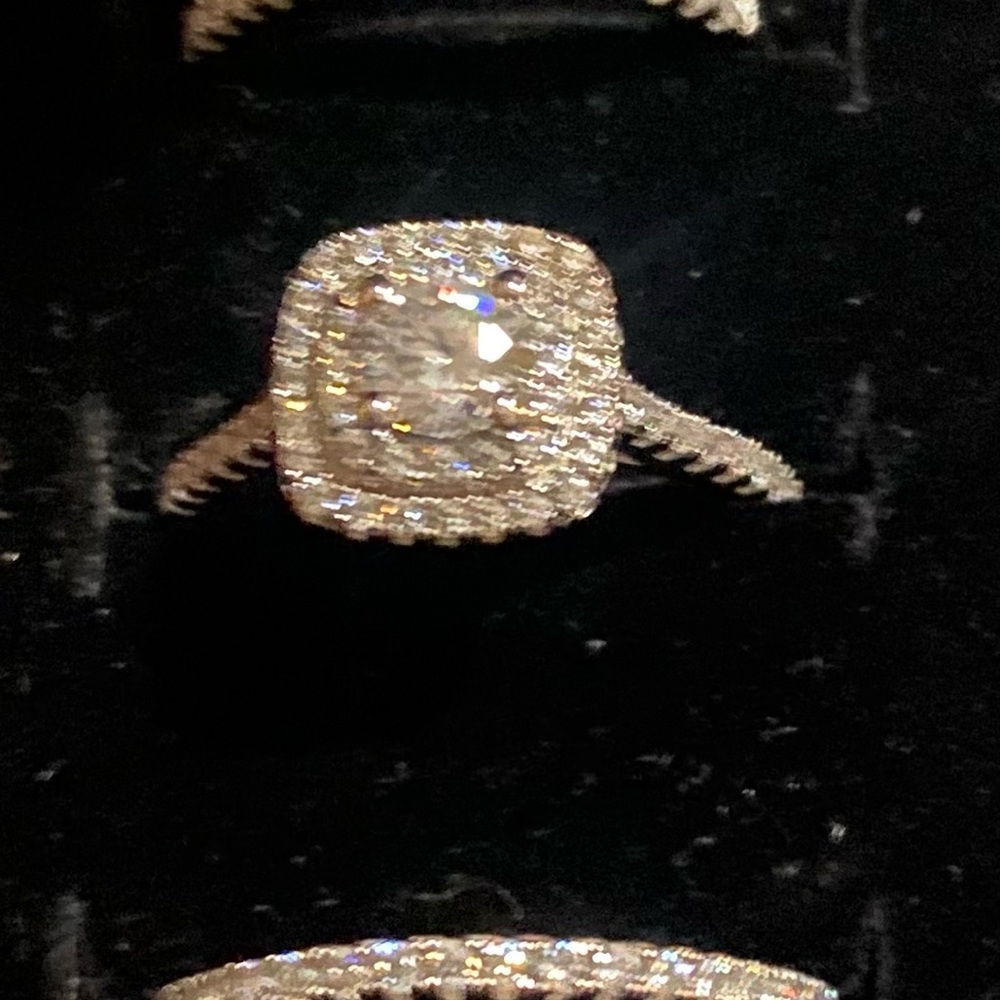 Elegant Silver Diamond Ring. Brand new never worn.